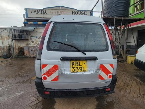 Toyota TownAce 2003 Silver