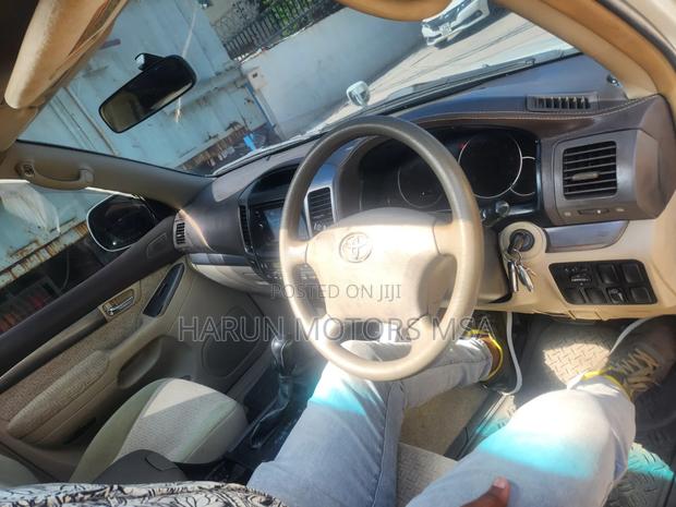 Toyota Land Cruiser Prado 2008 White