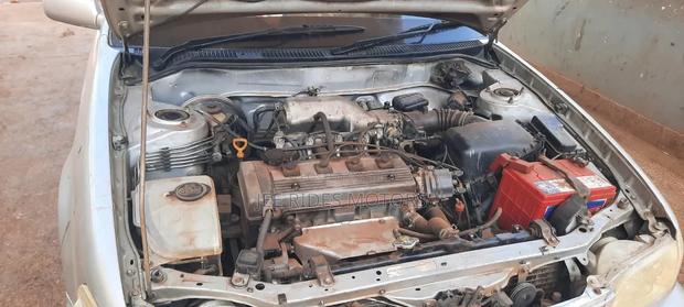 Toyota Corolla 2000 Silver