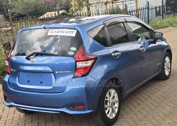 Nissan Note 1.2 Hybrid 2020 Blue