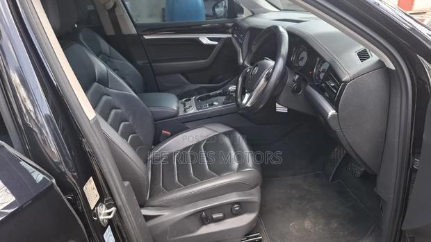Volkswagen Touareg 2018 Black