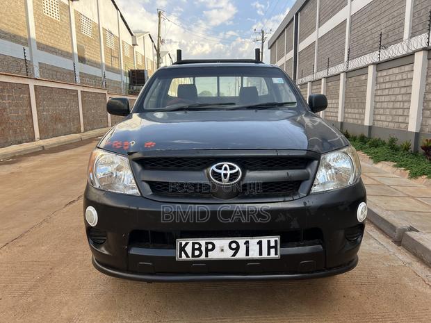 Toyota Hilux 2.5 D-4D SRX 2011