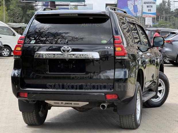 Toyota Land Cruiser Prado 2.8 2019 Black
