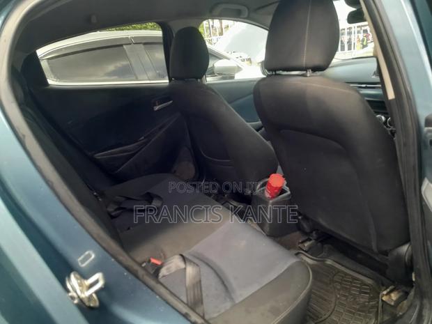 Mazda Demio 2014 Blue