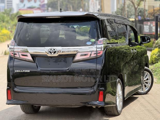 Toyota Alphard 2.5 Petrol AWD 2019 Black