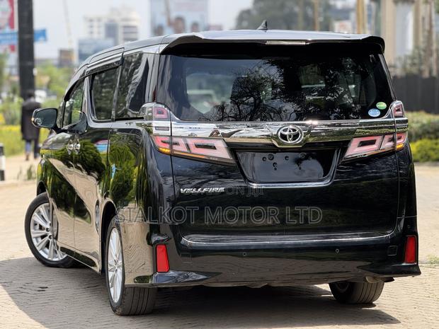 Toyota Alphard 2.5 Petrol AWD 2019 Black