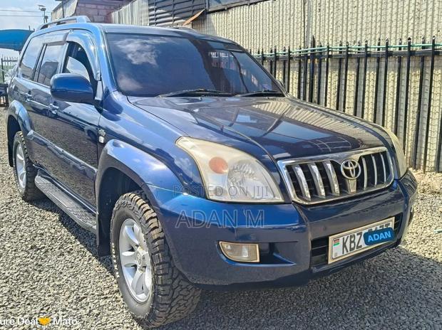 Toyota Land Cruiser Prado 2006 Blue