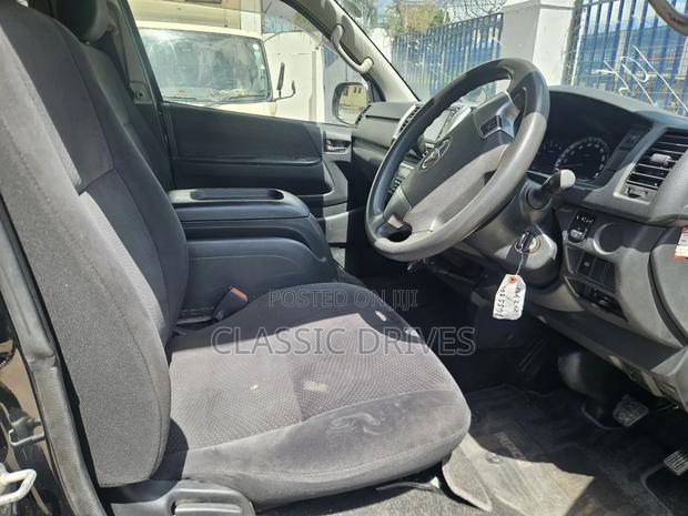 Toyota HiAce 2019 Black