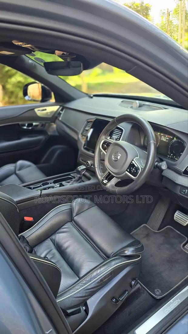 Volvo XC90 2019 Blue