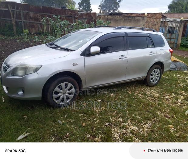 Toyota Corolla 2016 Silver