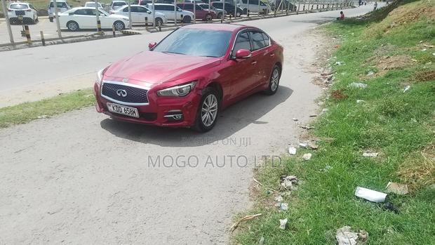 Nissan Skyline 2014 Red