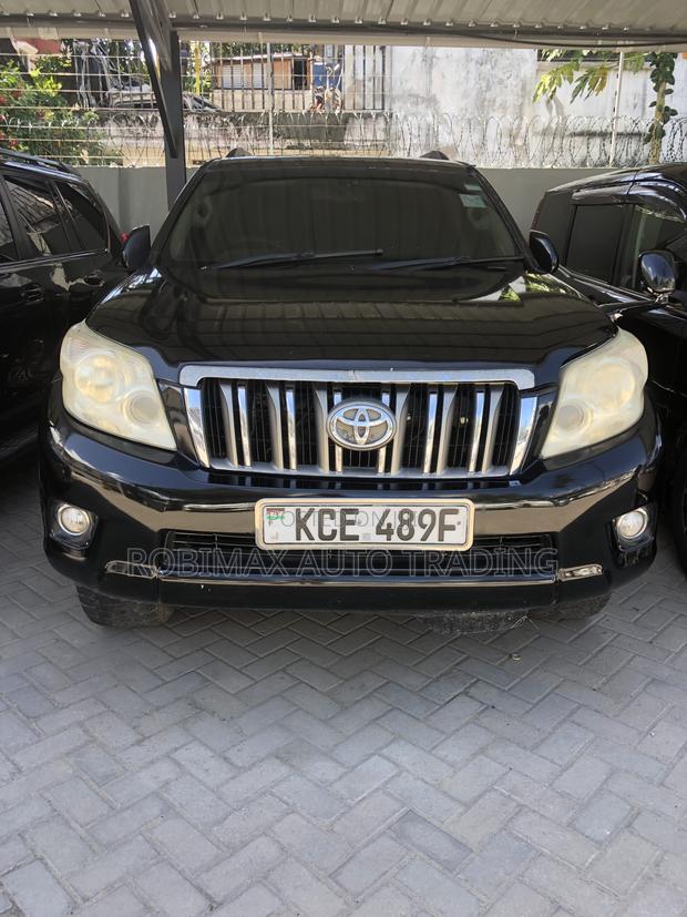 Toyota Land Cruiser Prado 2013 Black
