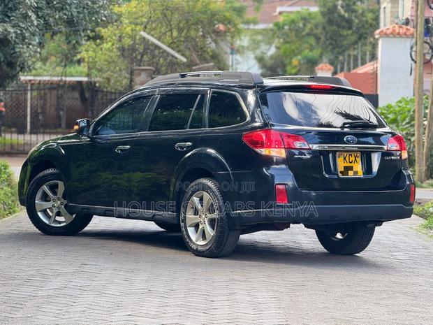 Subaru Outback 2013 Black