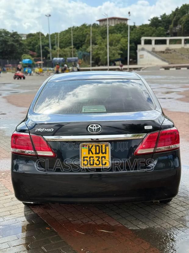 Toyota Premio 2018 Blue
