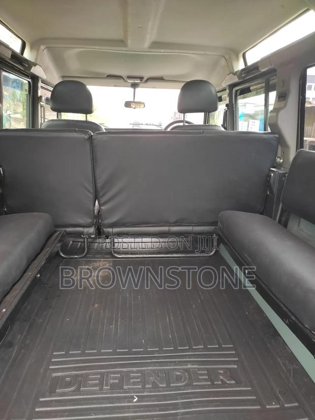 Land Rover Defender 110 2.5 TDi 2006 Green