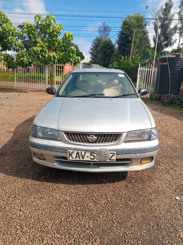 Nissan Sunny 1999 Silver