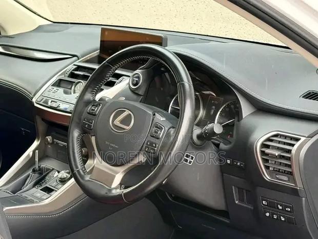 Lexus NX 300 AWD 2020 White