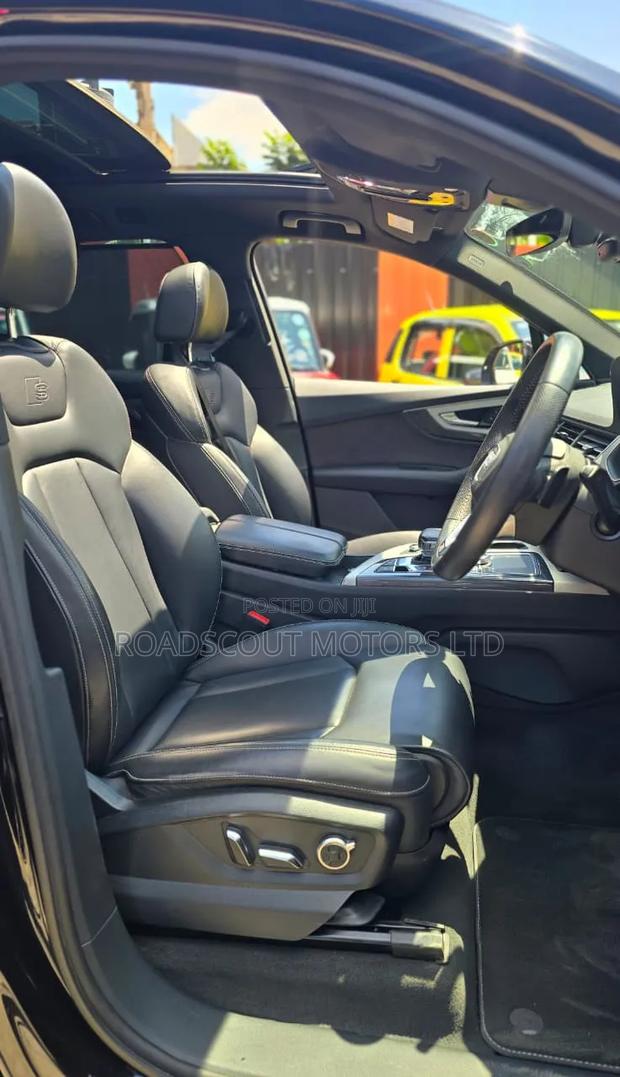 Audi Q7 2019 Black