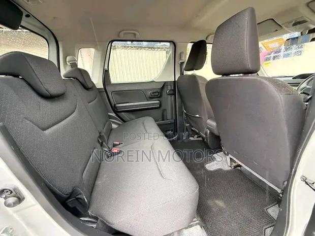 Suzuki Wagon R 2019 White