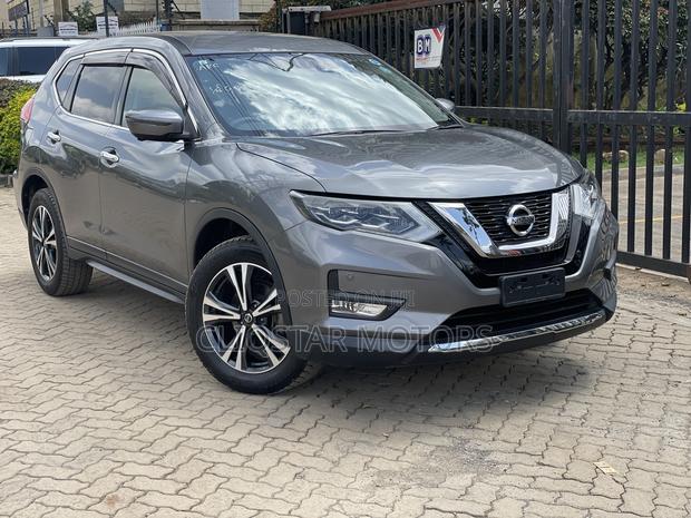 Nissan X-Trail 2.0 Petrol AWD 2019 Gray