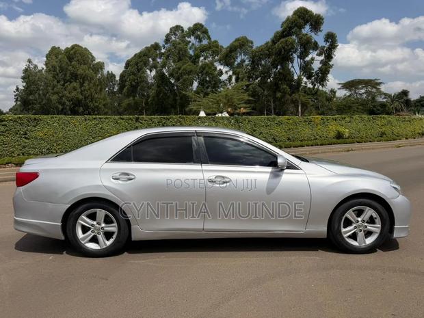 Toyota Mark X 2010 Silver