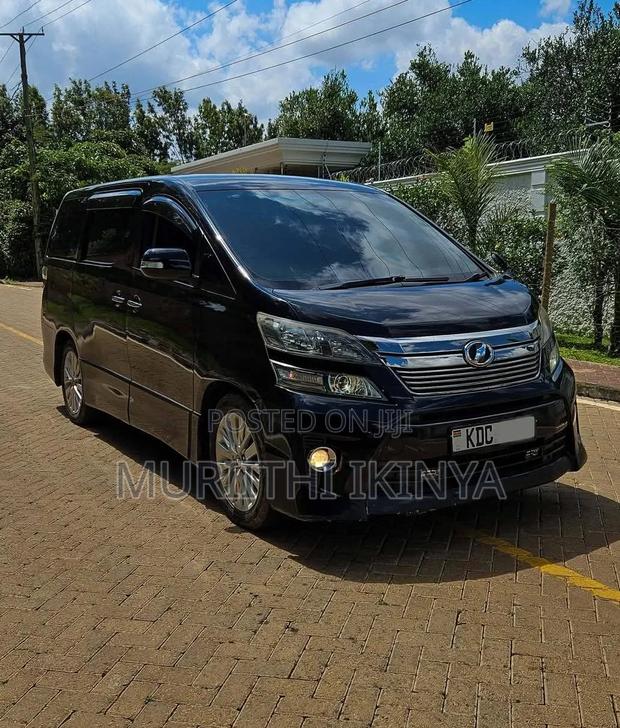 Toyota Alphard 2.4 Petrol FWD 2014 Black