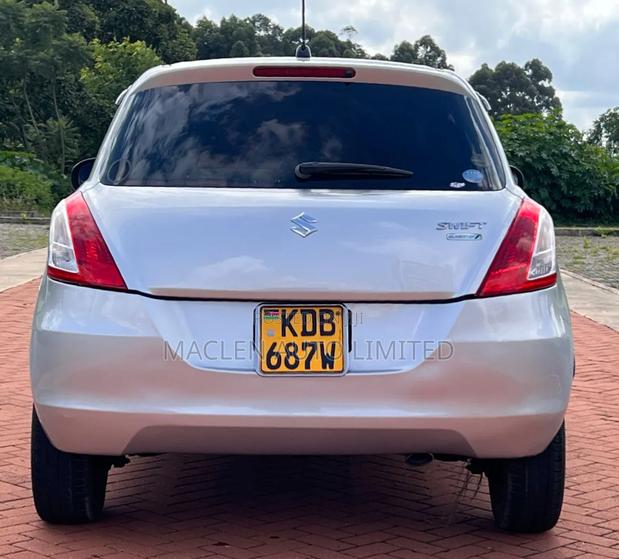 Suzuki Swift 2014 Silver