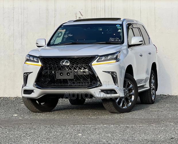 Lexus LX 570 AWD 2020 White