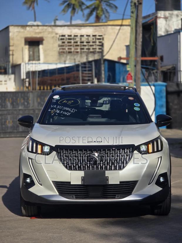 Peugeot 2008 2020 White