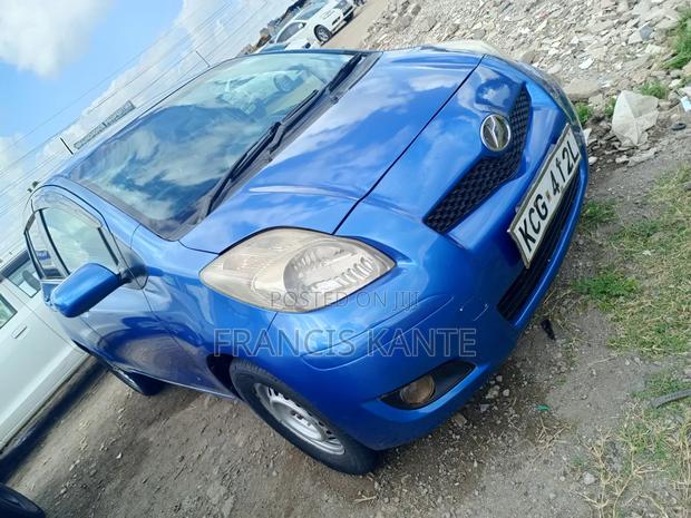 Toyota Vitz 2007 Blue