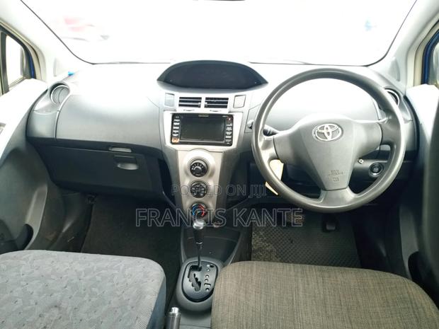 Toyota Vitz 2007 Blue
