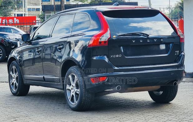Volvo XC60 T6 Platinum AWD 2012 Black