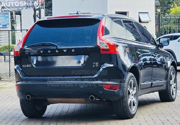 Volvo XC60 T6 Platinum AWD 2012 Black