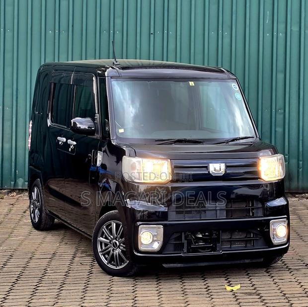 Daihatsu Wake G 2017 Black