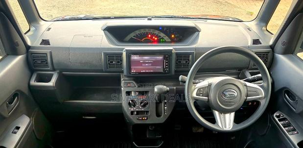 Daihatsu Wake G 2017 Black