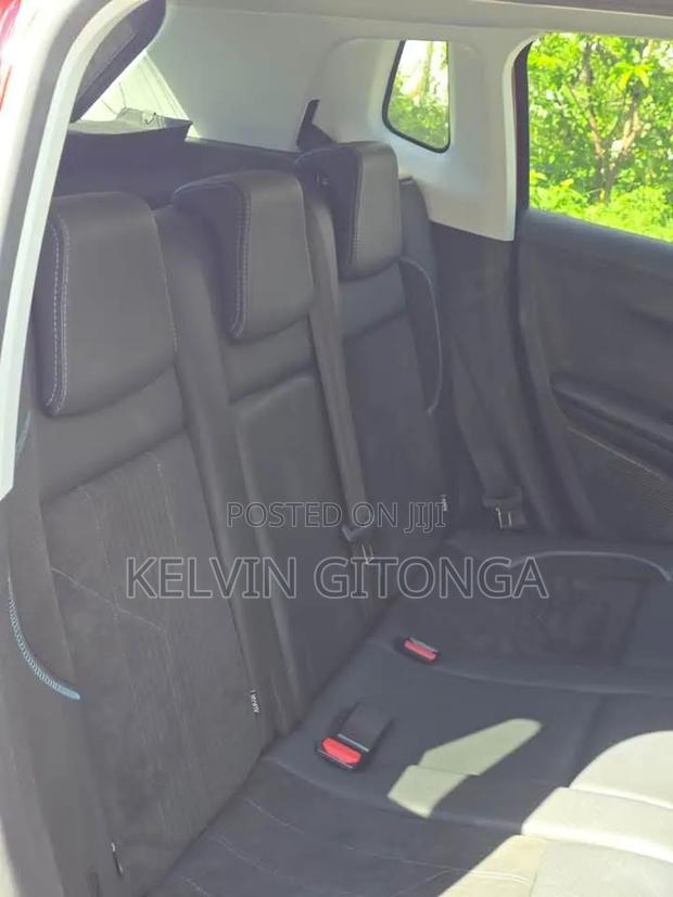 Peugeot 2008 2018 Red