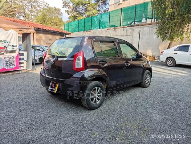 Toyota Passo 2014 Brown