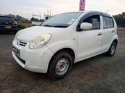 Toyota Passo 2014 White for sale