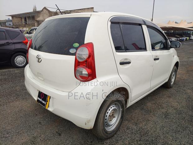 Toyota Passo 2014 White