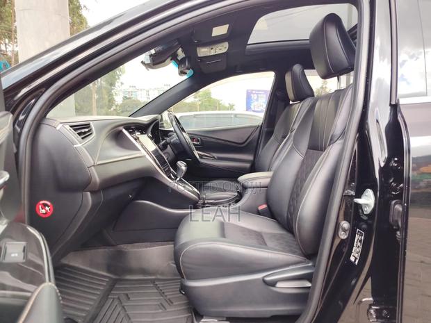 Toyota Harrier 2018 Black
