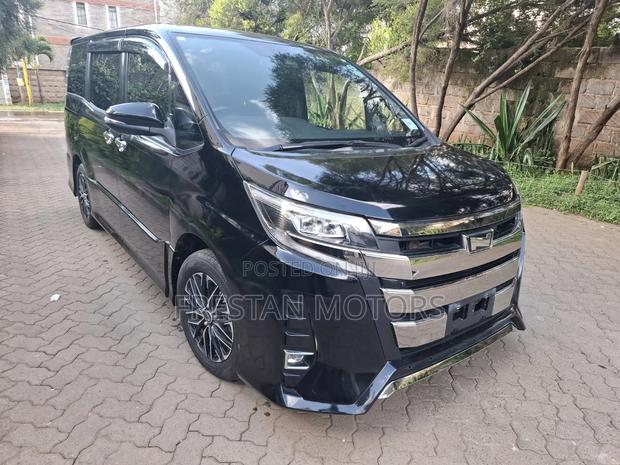Toyota Noah 2018 Black