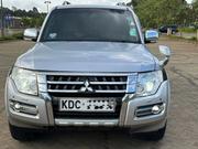 Mitsubishi Pajero V80 3.2 DI-D 2015 Silver for sale