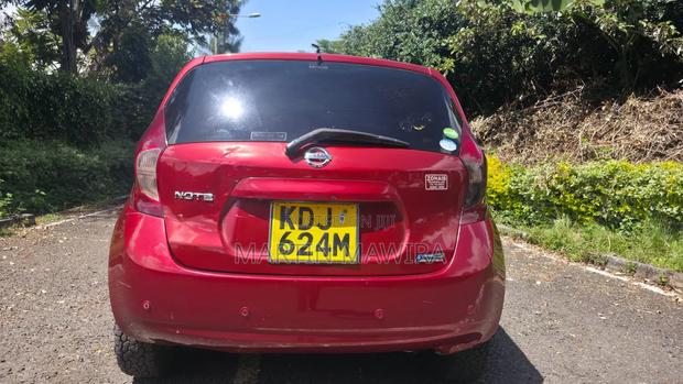 Nissan Note 2016 Red