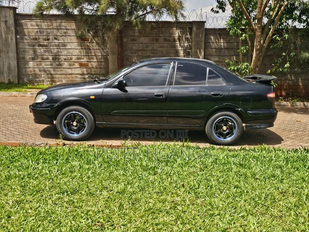 Nissan Sunny B15 Sedan 1.5 2003 Blue