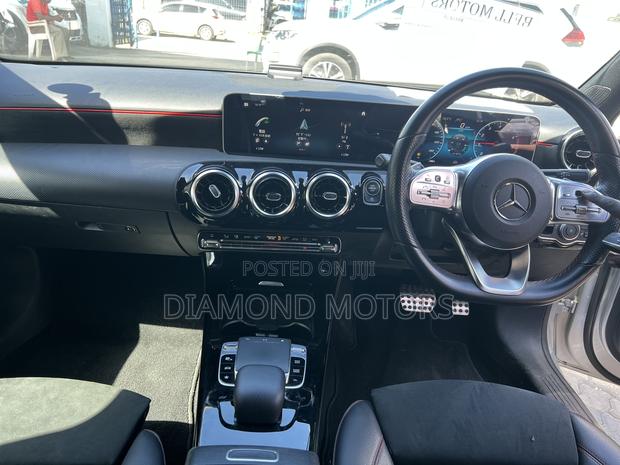 Mercedes-Benz A-Class 2019 Silver
