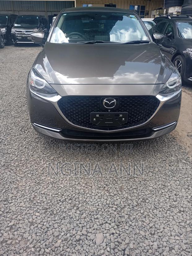 Mazda 2 2019 Brown