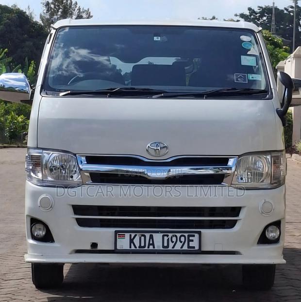 Toyota HiAce SV Premium 2013 White