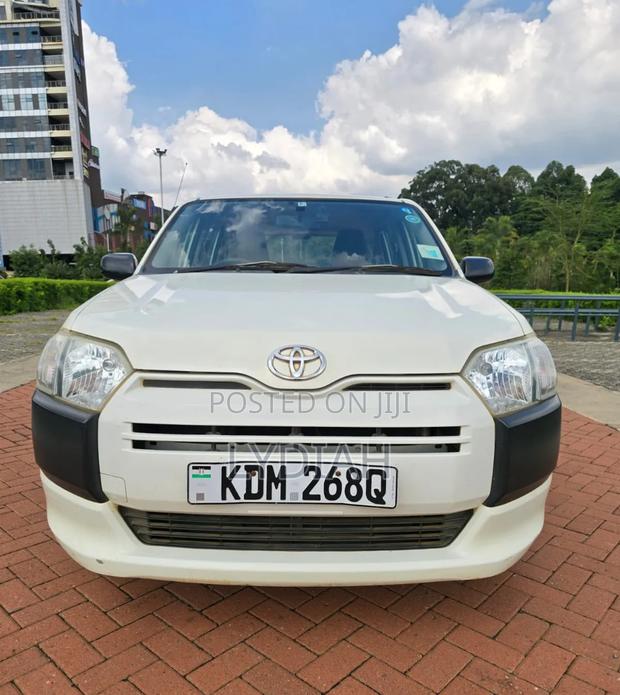 Toyota Probox 2007 White