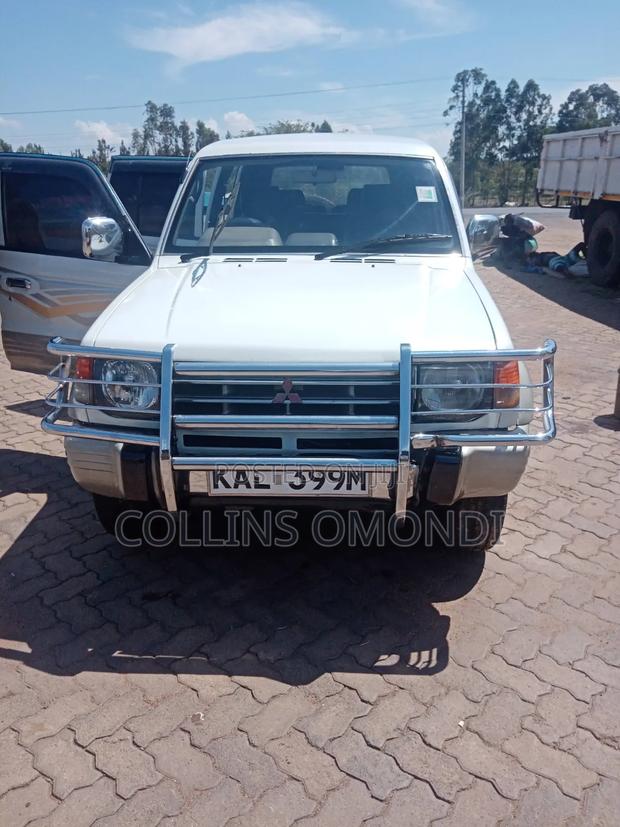 Mitsubishi Pajero Junior 1999 White