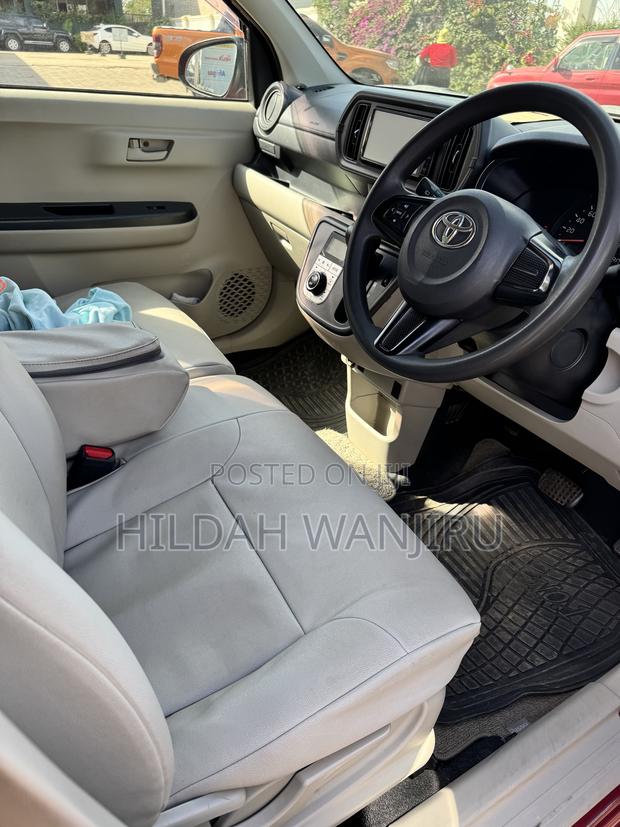 Toyota Passo 2016 Maroon